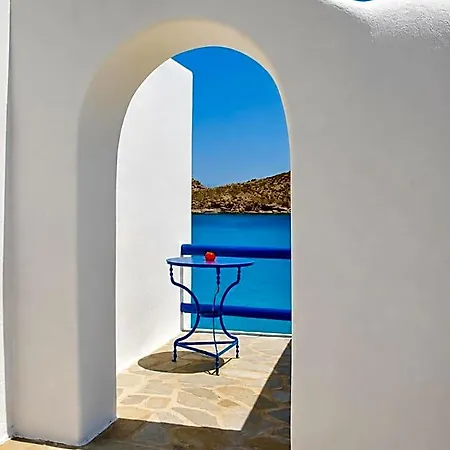 Hotel Anastasia By Spilia 3*